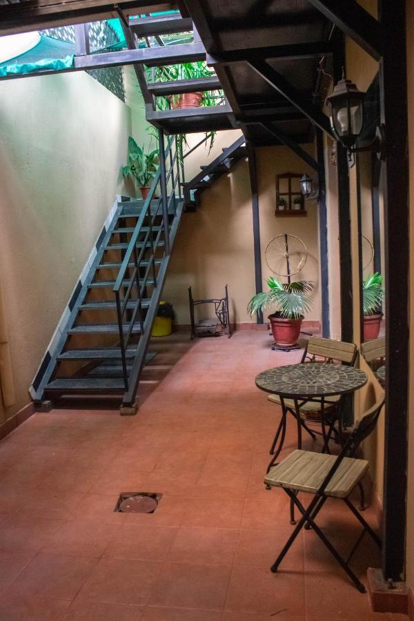 Hotel Casa Irma à Ville de Guatemala Extérieur photo