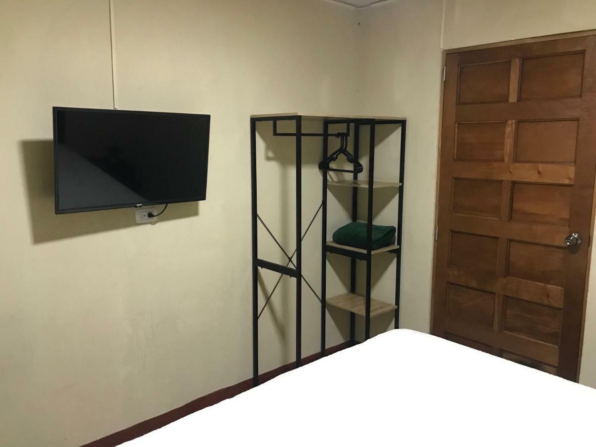 Hotel Casa Irma à Ville de Guatemala Extérieur photo
