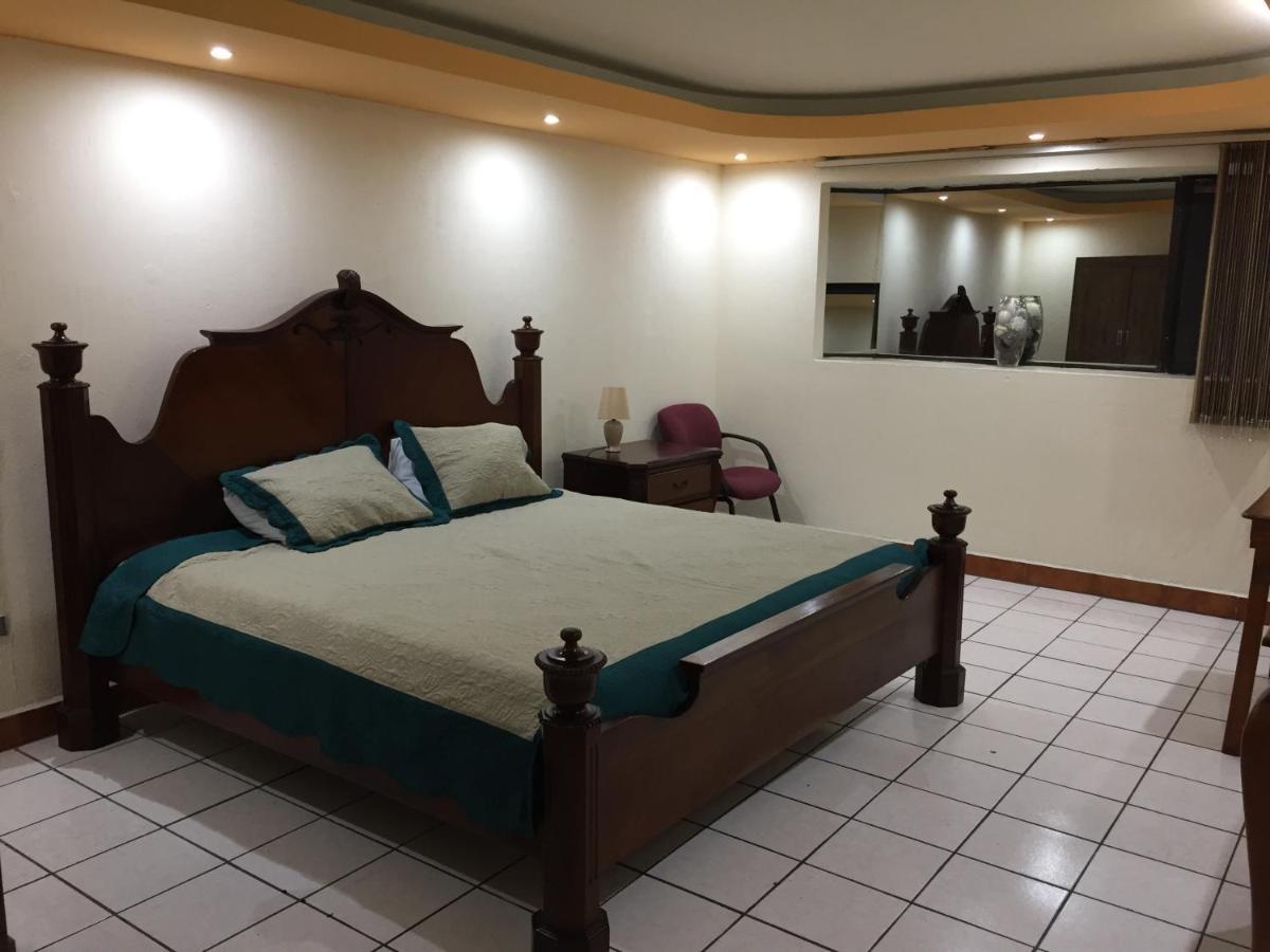 Hotel Casa Irma à Ville de Guatemala Extérieur photo